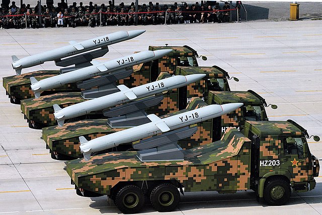 Questa immagine ha l'attributo alt vuoto; il nome del file è CINA-MISSILI-Yj-18_missile.jpg